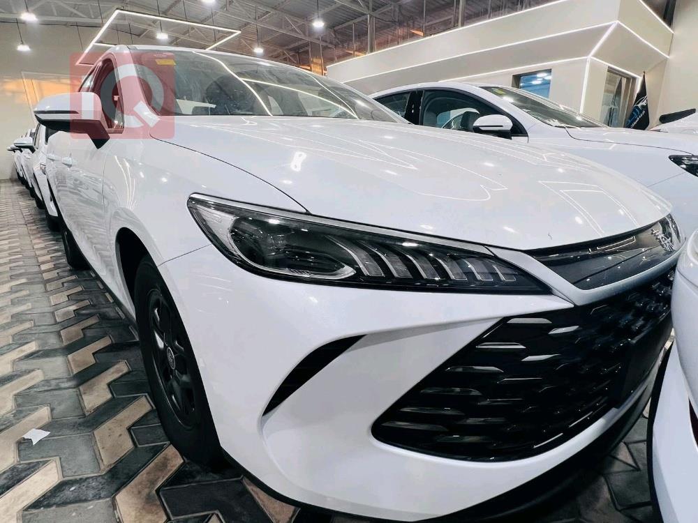 بي واي دي Qin Plus